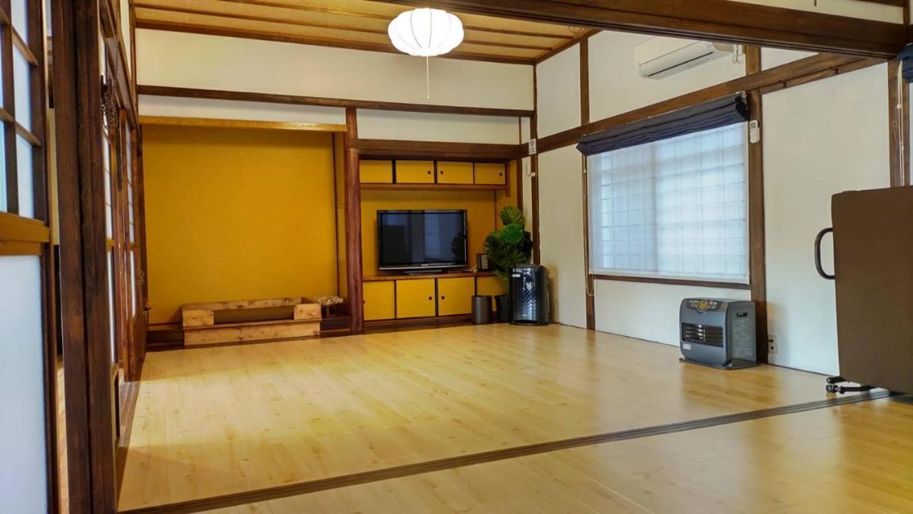 ドッグラン併設 しまなみ御殿 Pensionat Imabari Railway Station Eksteriør billede